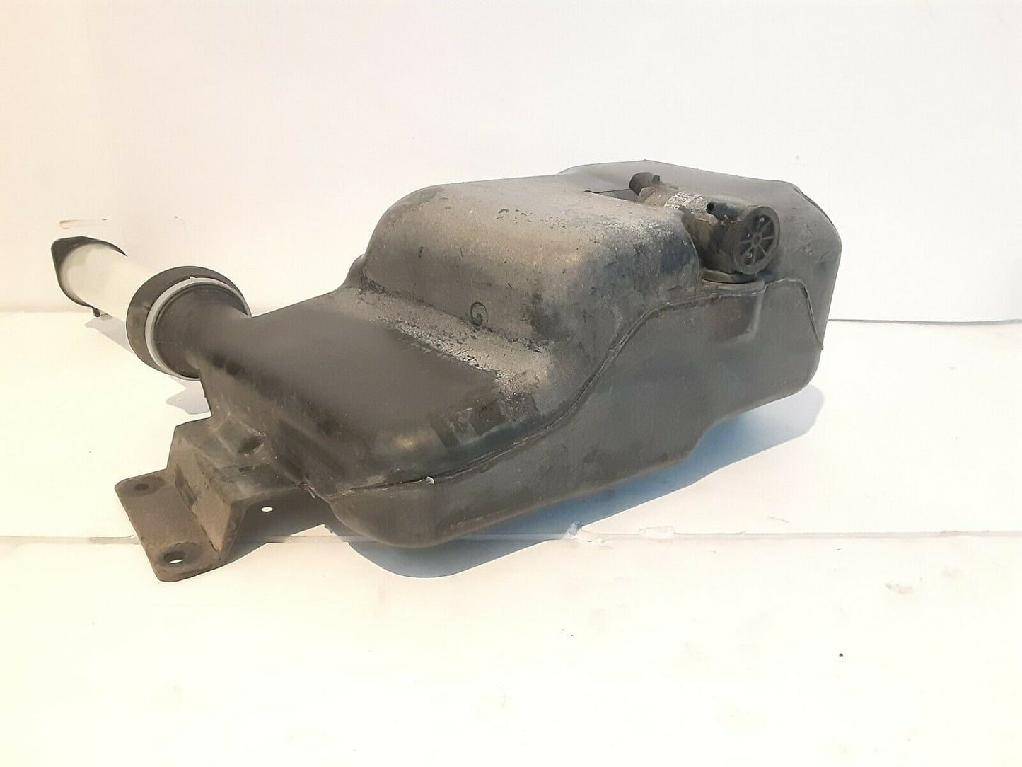 1991 1992 1993 1994 1995 1996 Toyota Mr2 Wiper fluid reservoir OEM