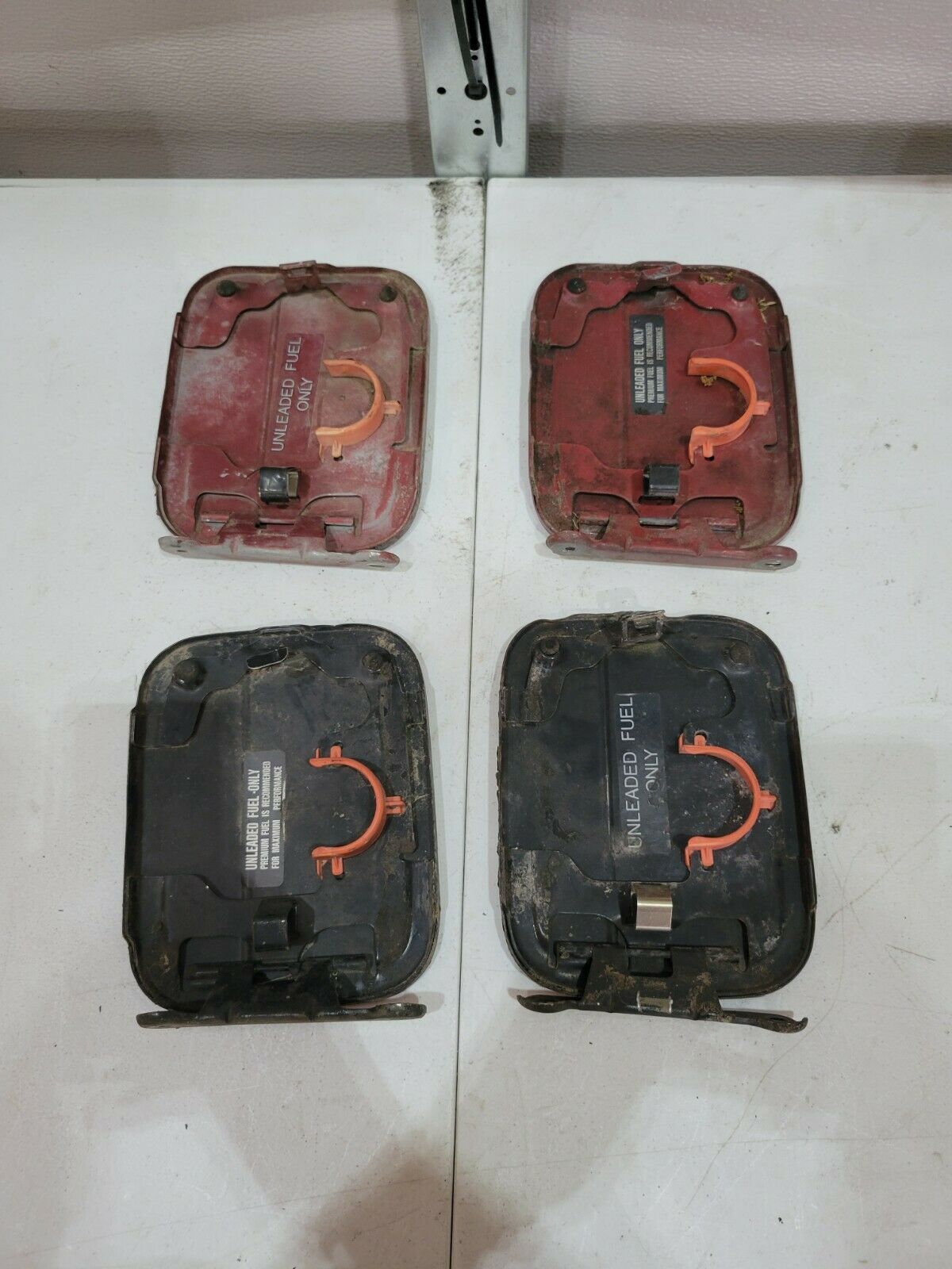 1990 1991 1992 1993 Nissan 240sx S13 Gas Tank Cap Lid Door (1)