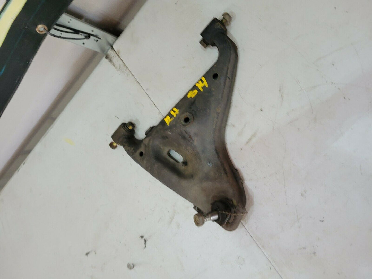 1994 1995 1996 Nissan 240sx S14 Rear Right Passenger Lower Control Arm