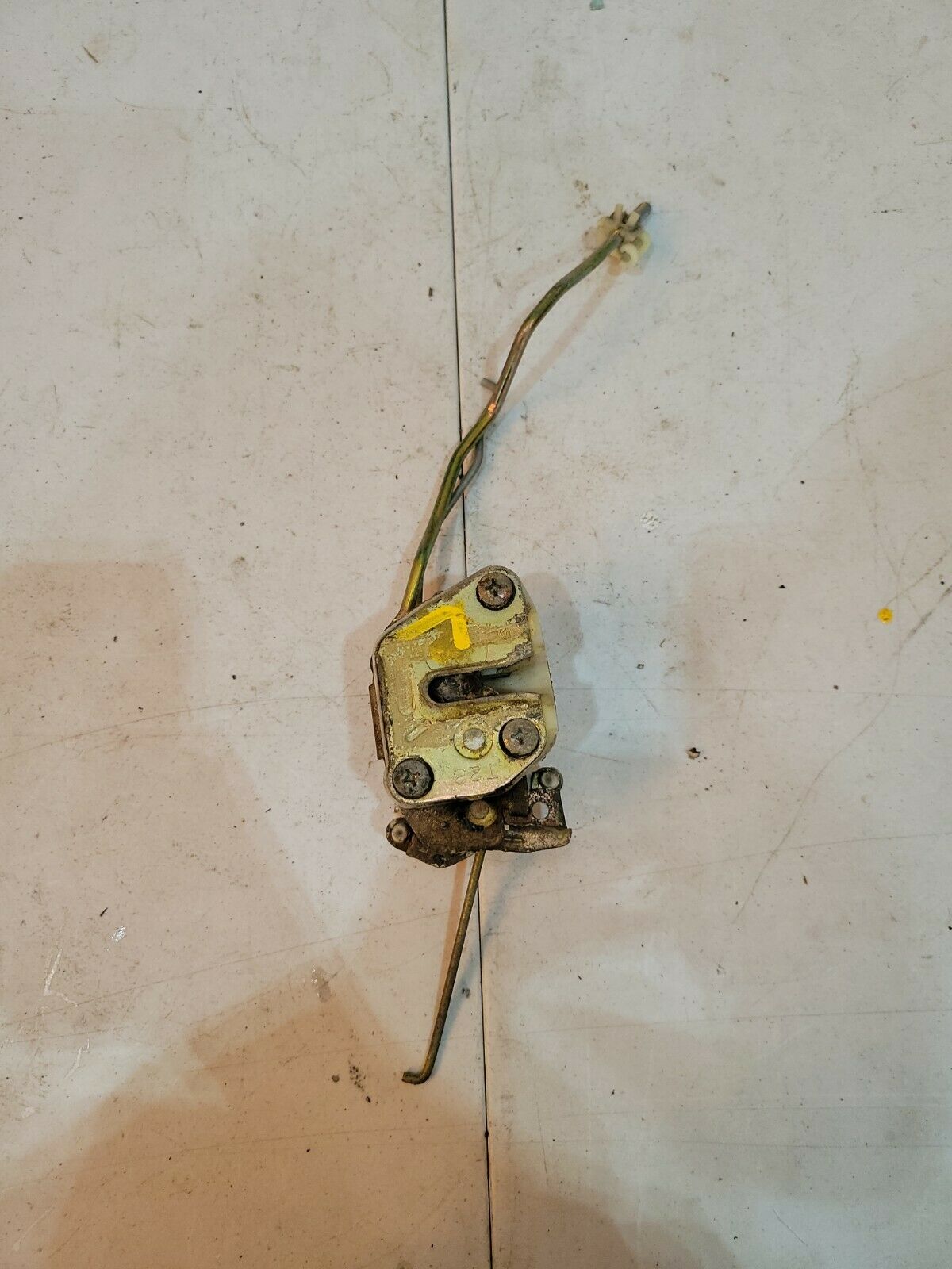 87 - 91 Mazda Rx7 FC Left Driver Door lock actuator