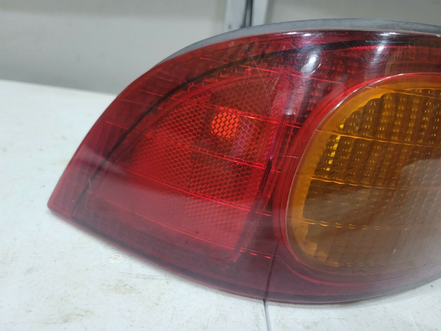 1994 1995 1995 1996 Acura integra Left tail light Driver