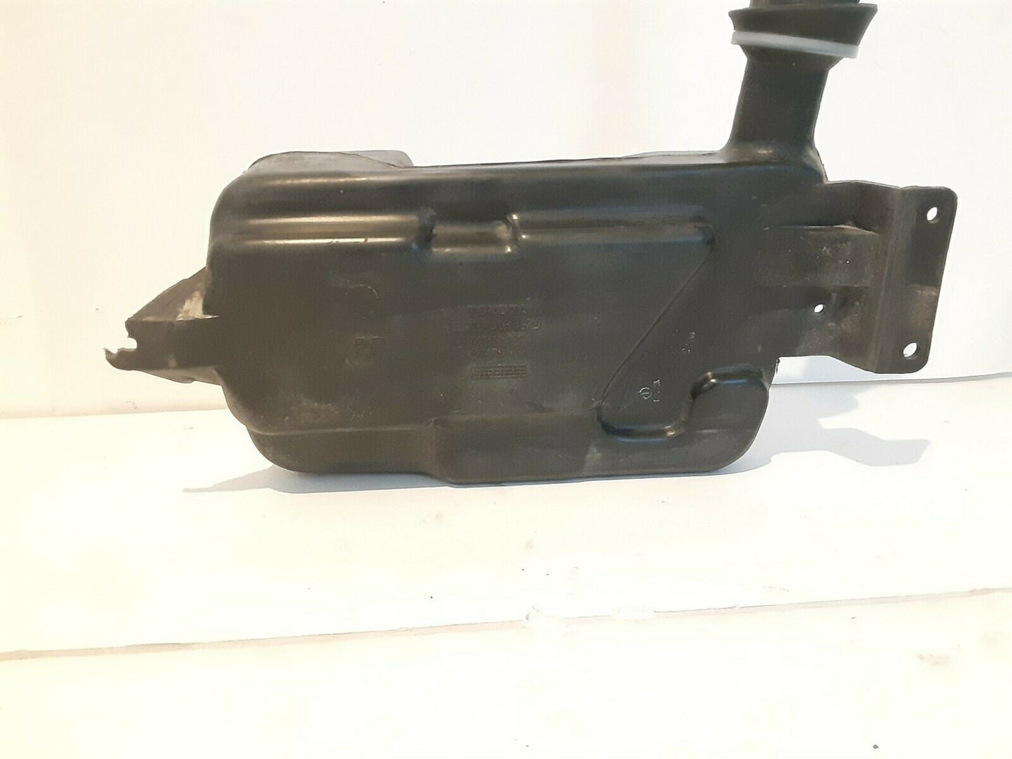 1991 1992 1993 1994 1995 1996 Toyota Mr2 Wiper fluid reservoir OEM