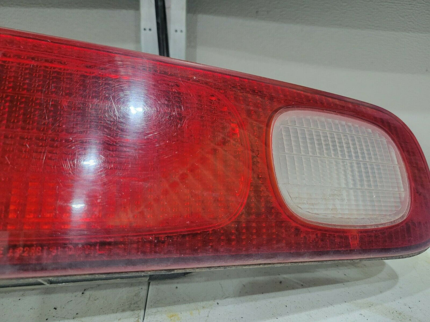 1994 1995 1995 1996 Acura integra Left tail light Driver